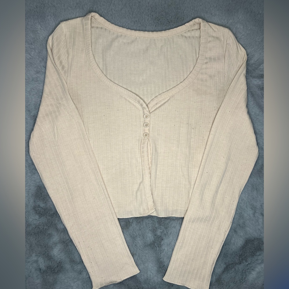 Allurite Long Sleeve Cream Button Front Rib-Knit Slim Top Size M